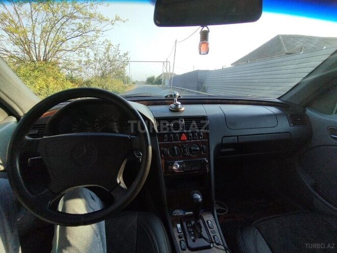 Mercedes E 220 d 1999, 450,005 km - 2.0 l - Bakı