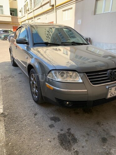 Volkswagen Passat 2003, 450,616 km - 1.8 l - Bakı