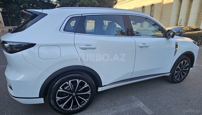 Changan CS 55 Plus 2025, 0 km - 1.5 л - Bakı