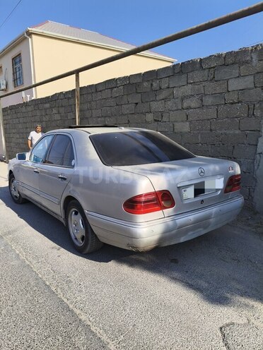 Mercedes E 220 d 1998, 643,823 km - 2.2 l - Bakı