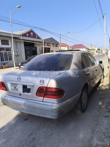 Mercedes E 220 d 1998, 643,823 km - 2.2 l - Bakı