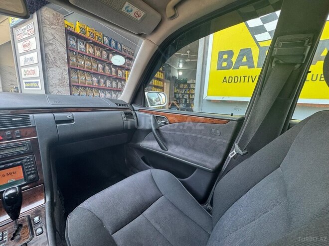 Mercedes E 220 d 2001, 409,000 km - 2.2 l - Sumqayıt