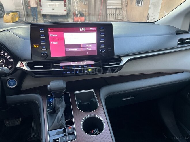 Toyota Sienna 2022, 44,000 km - 2.5 l - Bakı