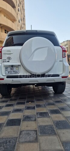 Toyota RAV4 2009, 370,000 km - 2.4 л - Bakı