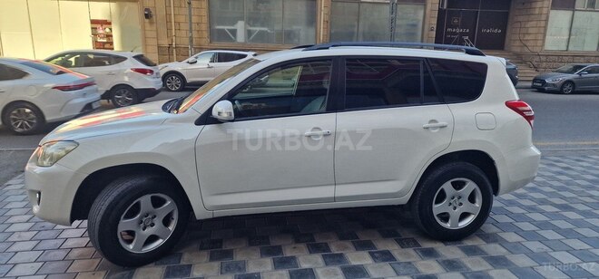 Toyota RAV4 2009, 370,000 km - 2.4 л - Bakı