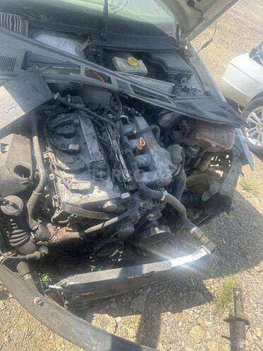 Volkswagen Passat 2001, 145,888 km - 1.8 l - Bakı