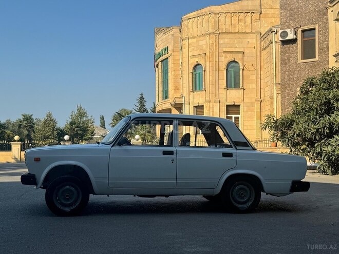 LADA (VAZ) 2107 2010, 80,000 km - 1.6 л - Şabran