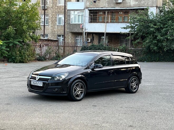 Opel Astra 2006, 205,000 km - 1.6 l - Bakı