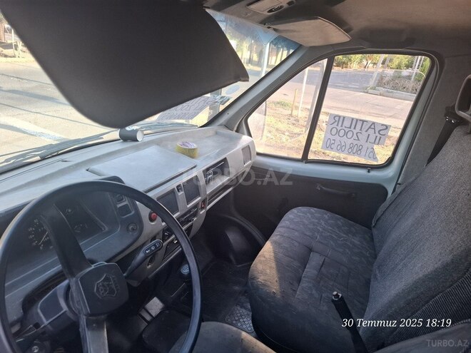 GAZ  2000, 200,000 km - 2.5 l - Bakı