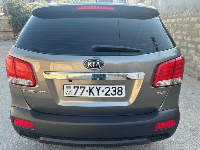 Kia Sorento 2011, 242,000 km - 2.0 l - Bakı