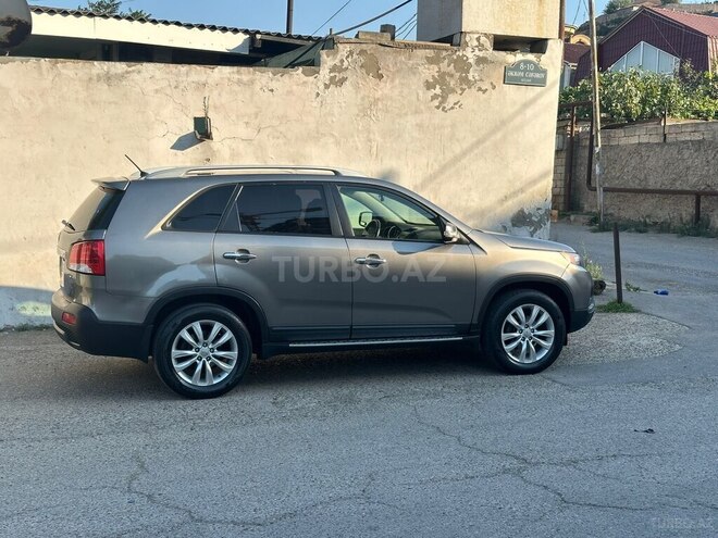 Kia Sorento 2011, 242,000 km - 2.0 l - Bakı