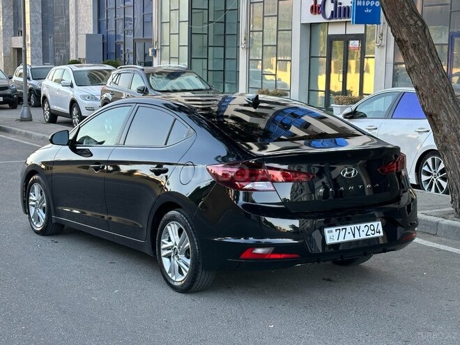 Hyundai Elantra 2019, 86,000 km - 2.0 l - Bakı