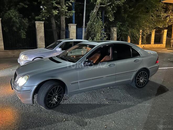 Mercedes C 240 2000, 451,000 km - 2.6 l - Yevlax