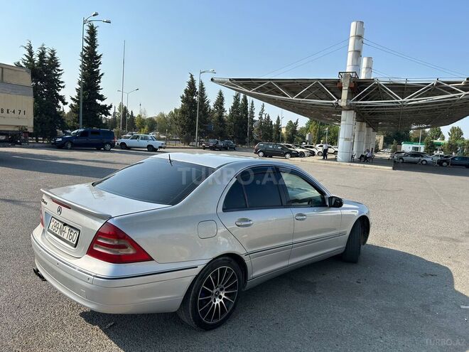 Mercedes C 240 2000, 451,000 km - 2.6 l - Yevlax