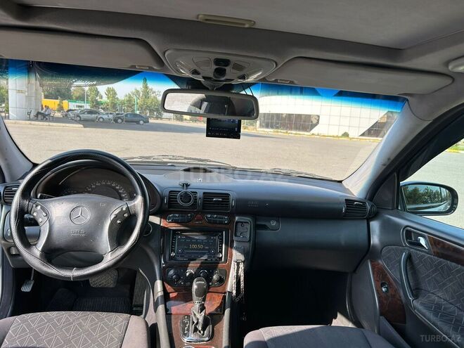 Mercedes C 240 2000, 451,000 km - 2.6 l - Yevlax
