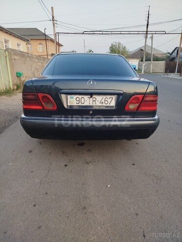 Mercedes E 200 d 1998, 345,127 km - 2.0 л - Qazax