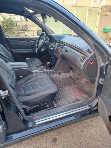 Mercedes E 200 d 1998, 345,127 km - 2.0 л - Qazax