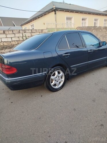 Mercedes E 200 d 1998, 345,127 km - 2.0 л - Qazax