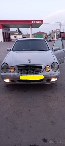 Mercedes E 220 d 2001, 442,000 km - 2.2 l - İmişli