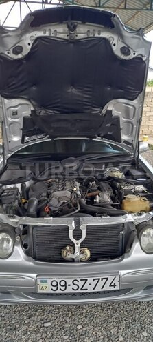 Mercedes E 220 d 2001, 442,000 km - 2.2 l - İmişli