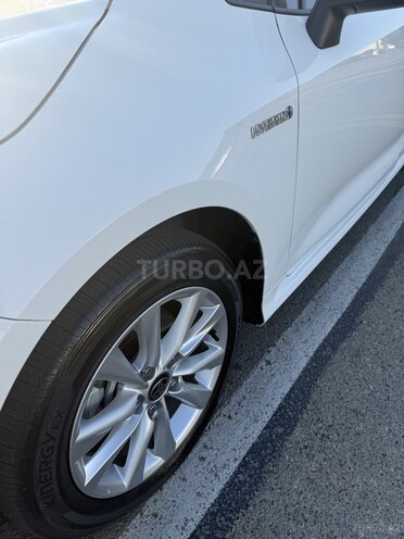 Toyota Corolla 2024, 20,000 km - 1.8 l - Bakı