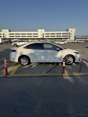 Toyota Corolla 2024, 20,000 km - 1.8 l - Bakı