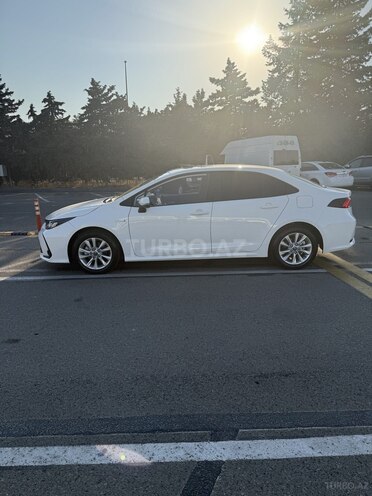 Toyota Corolla 2024, 20,000 km - 1.8 l - Bakı