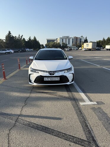 Toyota Corolla 2024, 20,000 km - 1.8 l - Bakı