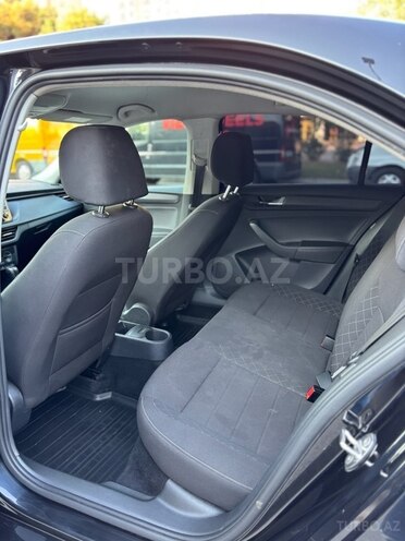 Skoda Rapid 2020, 199,000 km - 1.6 l - Bakı