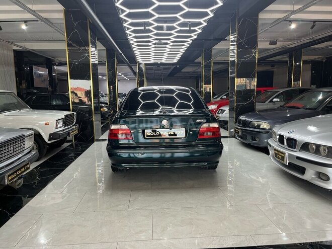 BMW 523-6
