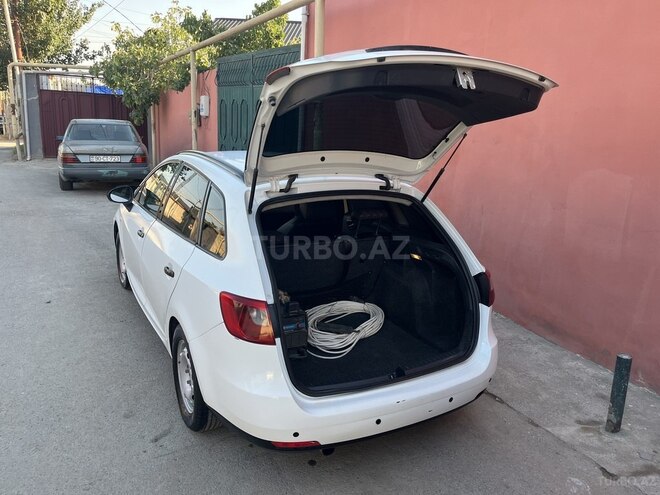SEAT Ibiza 2012, 311,422 km - 1.4 l - Bakı