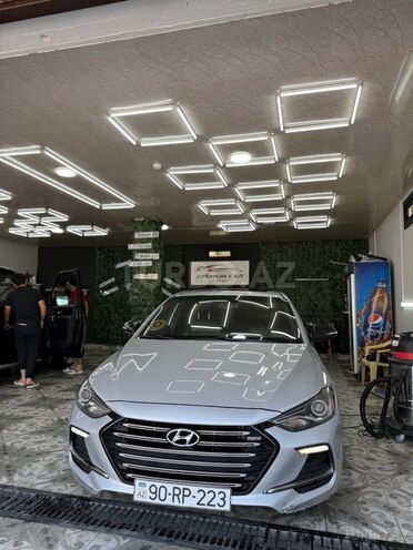 Hyundai Elantra 2018, 133,576 km - 1.6 l - Qəbələ