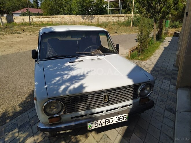LADA (VAZ) 21011 1978, 200,000 km - 1.3 л - Bakı