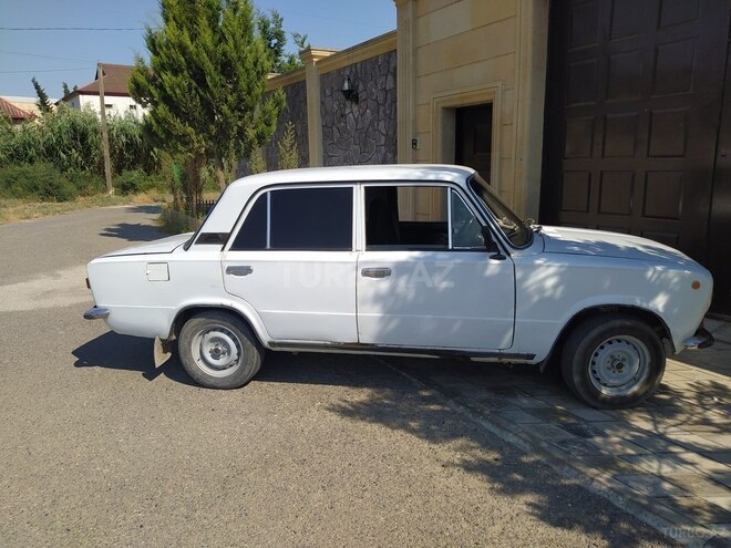 LADA (VAZ) 21011 1978, 200,000 km - 1.3 л - Bakı