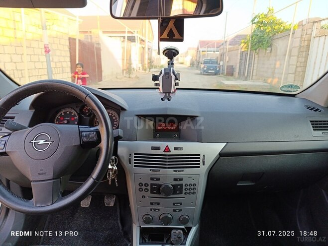 Opel Astra 2009, 244,000 km - 1.4 l - Bakı