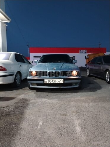 BMW 520 1992, 301,000 km - 2.0 l - Bakı