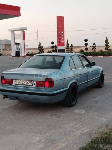 BMW 520 1992, 301,000 km - 2.0 l - Bakı