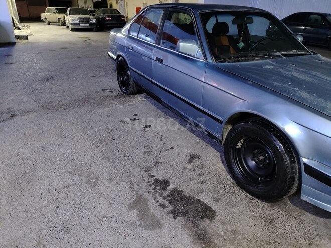 BMW 520 1992, 301,000 km - 2.0 l - Bakı