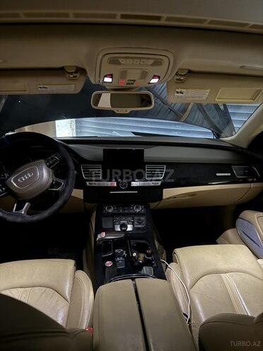 Audi A8 2013, 242,000 km - 3.0 l - Bakı