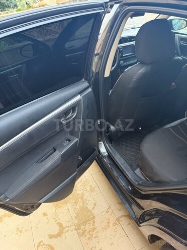 Toyota Corolla 2015, 111,000 km - 1.8 l - Şəmkir