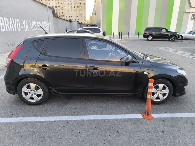 Hyundai i30 2010, 198,000 km - 1.4 l - Sumqayıt