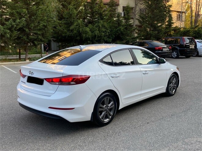 Hyundai Elantra 2016, 98,327 km - 2.0 l - Bakı