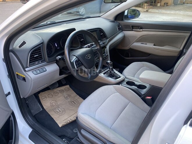 Hyundai Elantra 2016, 98,327 km - 2.0 l - Bakı