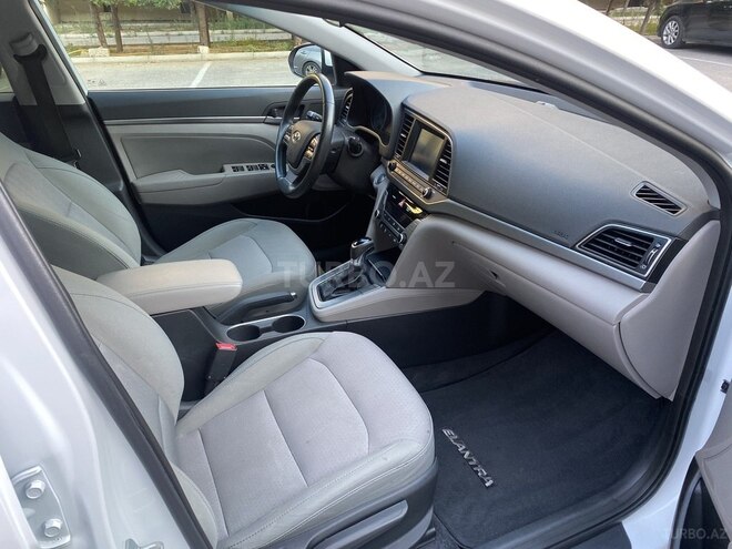 Hyundai Elantra 2016, 98,327 km - 2.0 l - Bakı