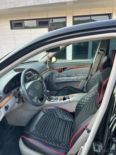 Mercedes E 320 2002, 383,600 km - 3.2 л - Yardımlı