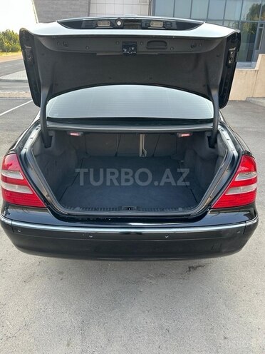Mercedes E 320 2002, 383,600 km - 3.2 л - Yardımlı
