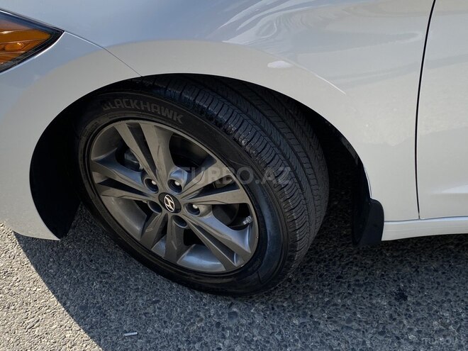 Hyundai Elantra 2016, 98,327 km - 2.0 l - Bakı