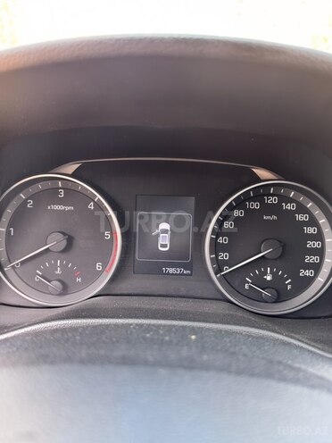 Hyundai Avante 2017, 138,000 km - 1.6 л - Bakı
