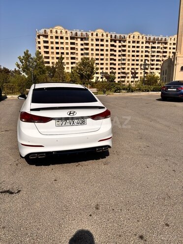 Hyundai Avante 2017, 138,000 km - 1.6 л - Bakı