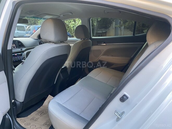 Hyundai Elantra 2016, 98,327 km - 2.0 l - Bakı